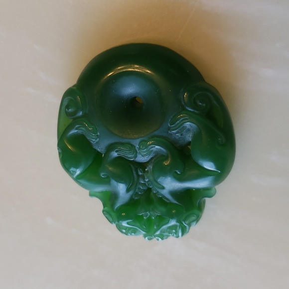 Natural Green Agate Carving the pure handmade woven necklace pendant - Picture 3 of 4